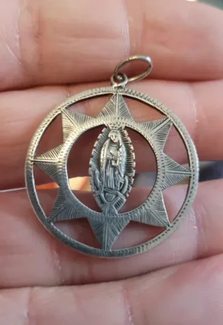 Colgante Virgen de Guadalupe Plata