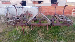 Maquinaria agrícola: Rulo, Cultivador