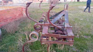 Maquinaria agrícola: Rulo, Cultivador