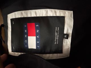 Chaqueta Tommy Jeans Negra