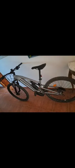 Bicicleta elettrica Rockrider