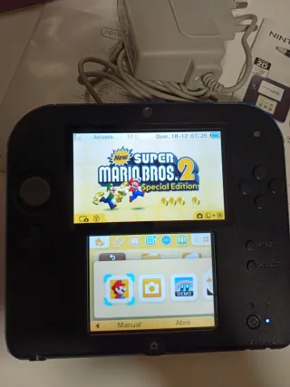 Nintendo 2DS + The Legend of Zelda