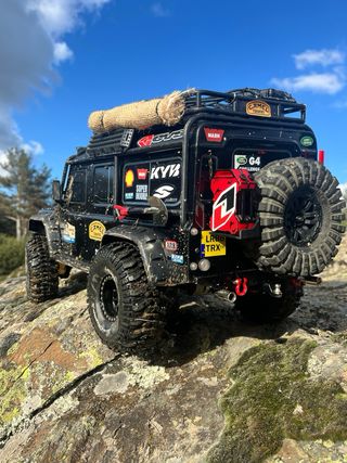 Traxxas TRX4 Defender Negro