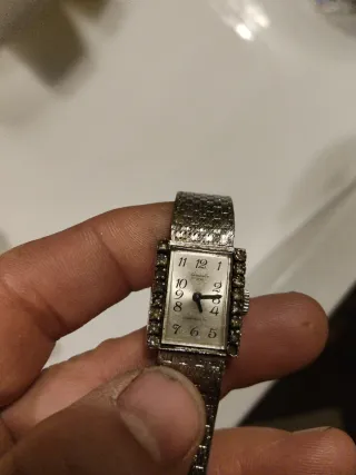 Reloj Caravelle Mujer Plata