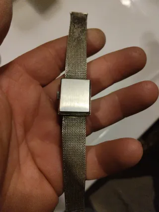 Reloj Caravelle Mujer Plata