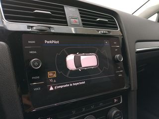 Volkswagen Golf Sport