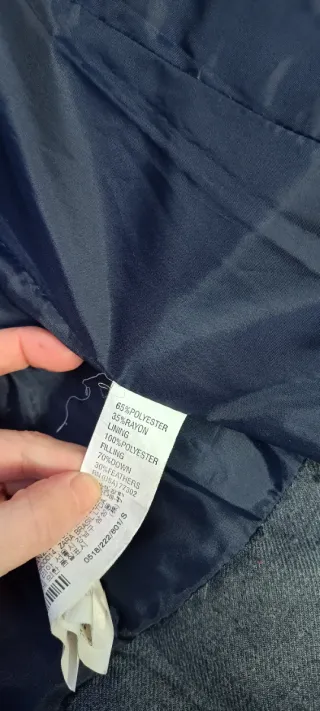 Abrigo de plumas gris