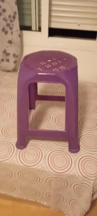 Andador con asiento y ruedas