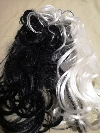 Parrucca da Carnevale Bianca e Nera Crudelia
