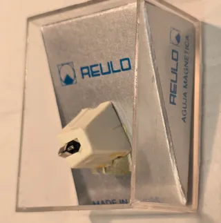Aguja Tocadiscos Reulo AT 445/Diamante