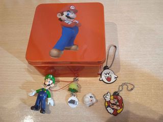 Lote figuras y llaveros Super Mario