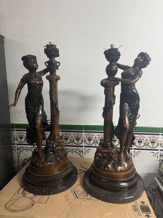 Pareja Lámparas Bronce Figuras Mujer