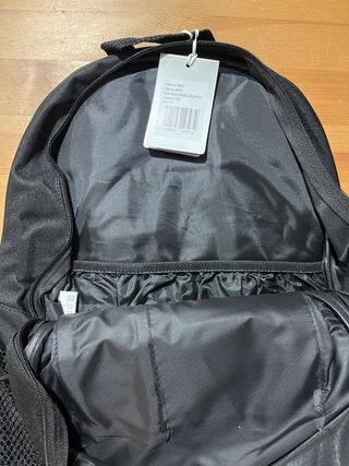 Mochila Hummel Negra y Plateada