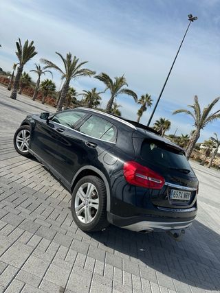 Mercedes-Benz GLA 2014