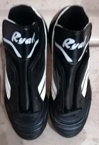 Scarpe calcio Ryal pelle tg 39 6 tacchetti