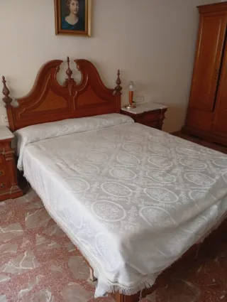 Muebles de madera maciza de regalo