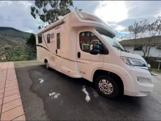 Autocaravana Mclouis MC4 373G. Año 2020, 85000 km.