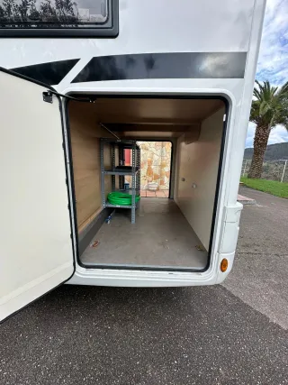 Autocaravana Mclouis MC4 373G. Año 2020, 85000 km.