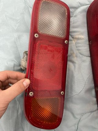 Pilotos Traseros Nissan Terrano