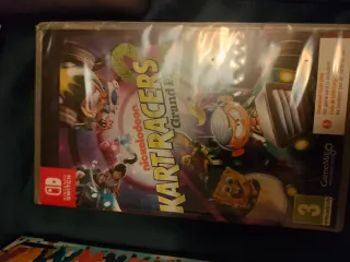 Nintendo Switch Completa con Caja