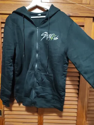 Sudadera negra de Stray Kids (XXL)