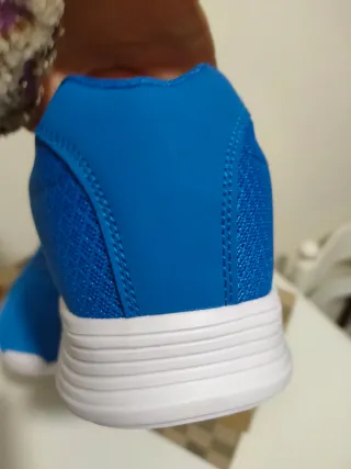 Zapatillas El Corte Inglés Talla 43,y 42