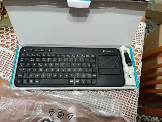 Teclado Logitech K400 con Touchpad Español