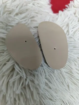 Zapatos de muñeca blancos