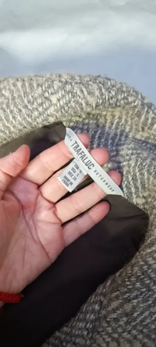 Abrigo de paño beige y gris