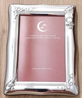 Marco de fotos infantil plateado