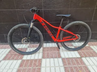 Bicicleta Trek Marlin Talla XS Roja