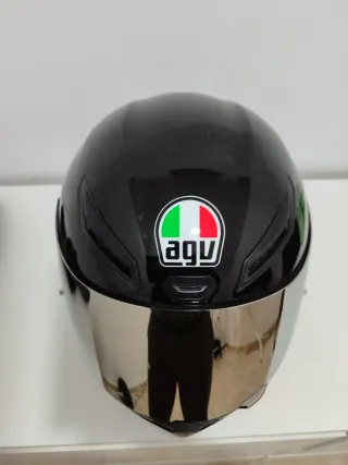 Chaqueta 150e T-L Guantes 60e T-M Casco 100 TL