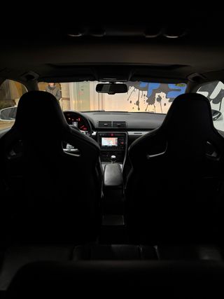 AUDI RS4 🟢 AVANT 4.2 V8 420cv BACKETS MANUAL