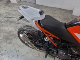 KTM Duke 125 Naranja
