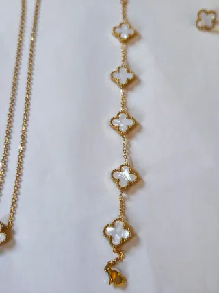 Conjunto Collar y Pendientes y pulsera de Trébol