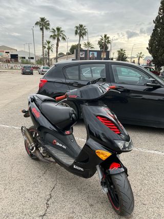 Aprilia sr 50 racing