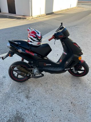 Aprilia sr 50 racing