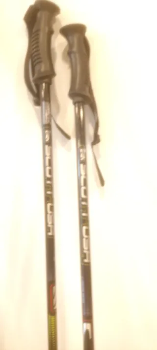 Esquís Atomic 160cm, botas y bastones