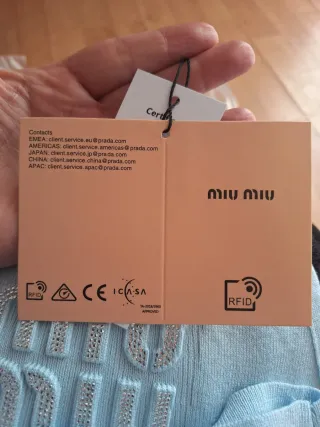 Camiseta tirantes Miu Miu con logo brillante