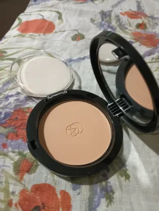 Cipria compatta beige