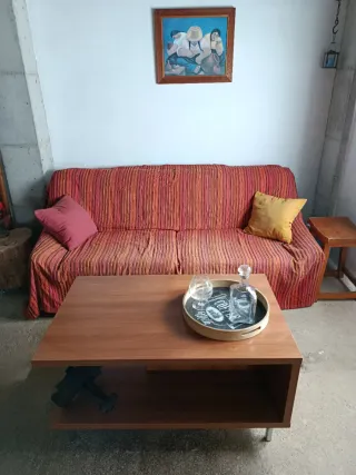 Mesa de centro robusta