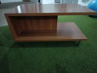 Mesa de centro robusta