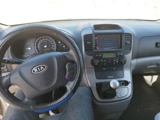 KIA Carnival 2008