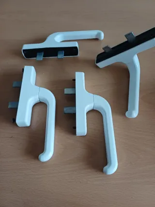 Maneta de aluminio para ventanas