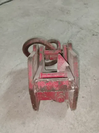 Enganche de grúa robusto