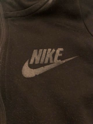 Sudadera Nike Negra con Capucha