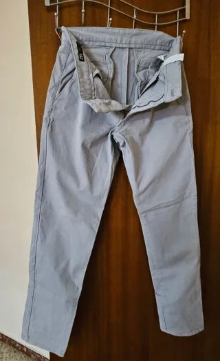 Pantalon Vaquero Gris.