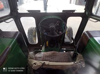 Tractor John Deere 2450 Tracción Simple