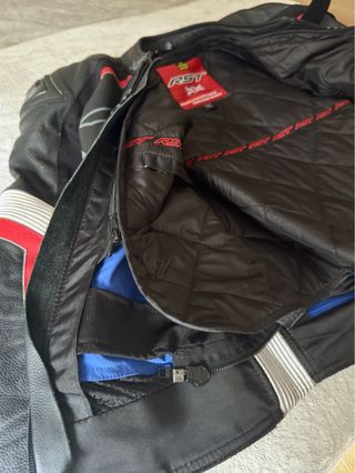 Mono Airbag 2 Piezas RST casi sin usar.