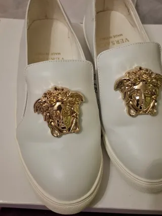 Zapatos Versace Blancos.